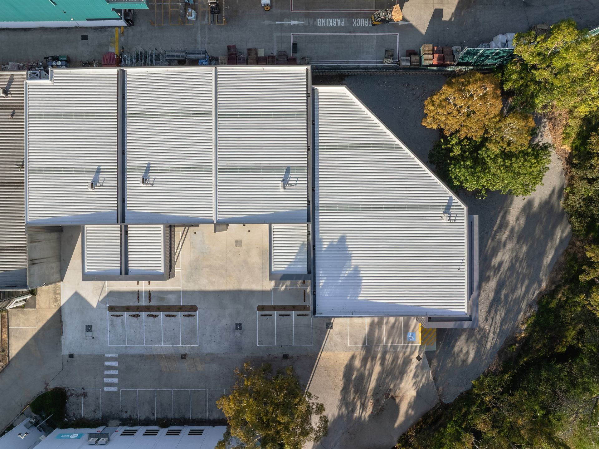 Warehouse & Office Complex — photo 11