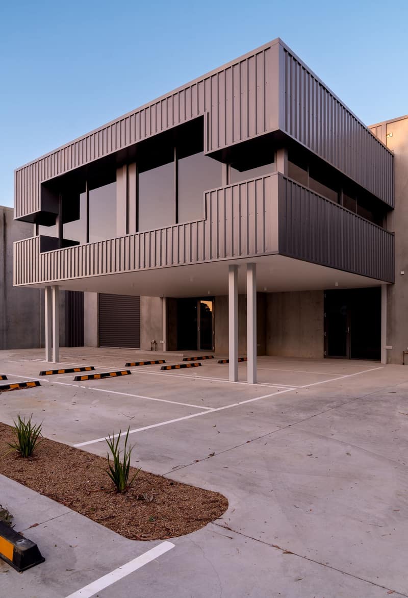 Warehouse & Office Complex — photo 7